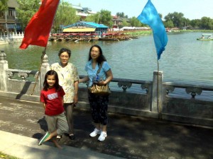 Grandma, me and Mamma